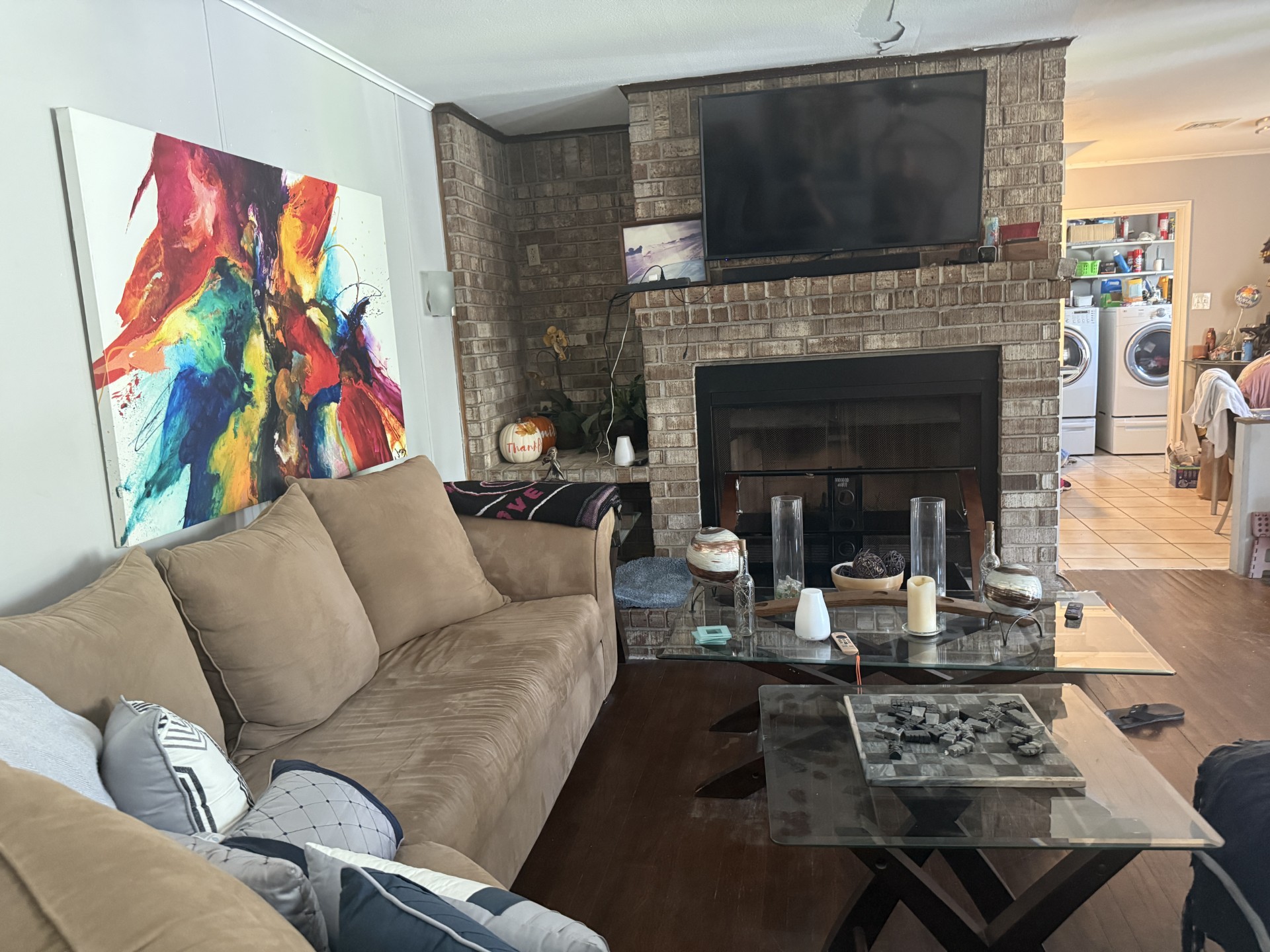 Living Room.jpeg